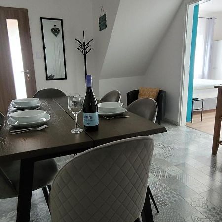 A Bringas Apartman 巴拉顿菲赖德 外观 照片