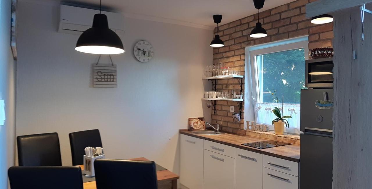 A Bringas Apartman 巴拉顿菲赖德 外观 照片