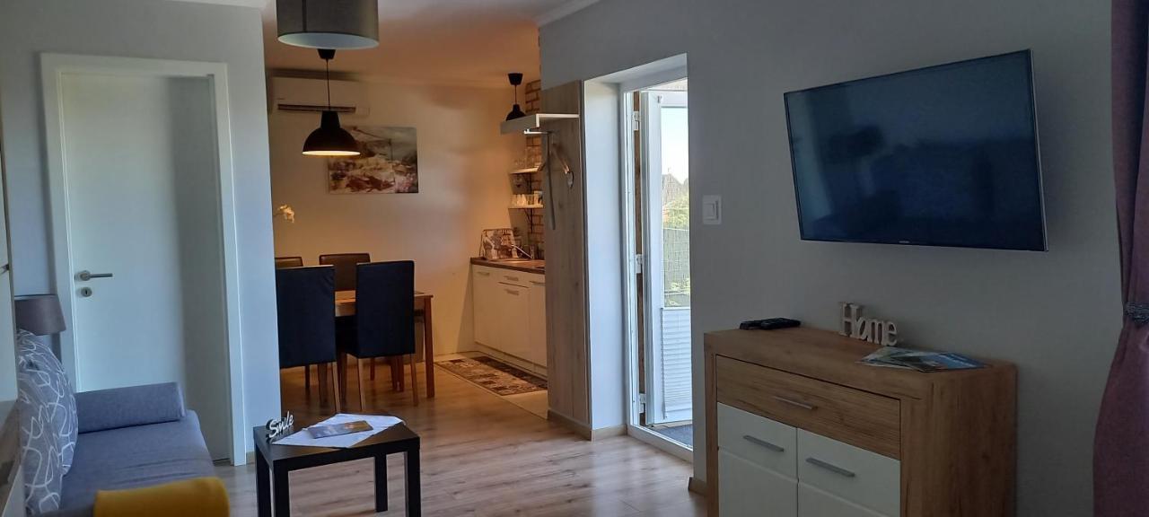 A Bringas Apartman 巴拉顿菲赖德 外观 照片